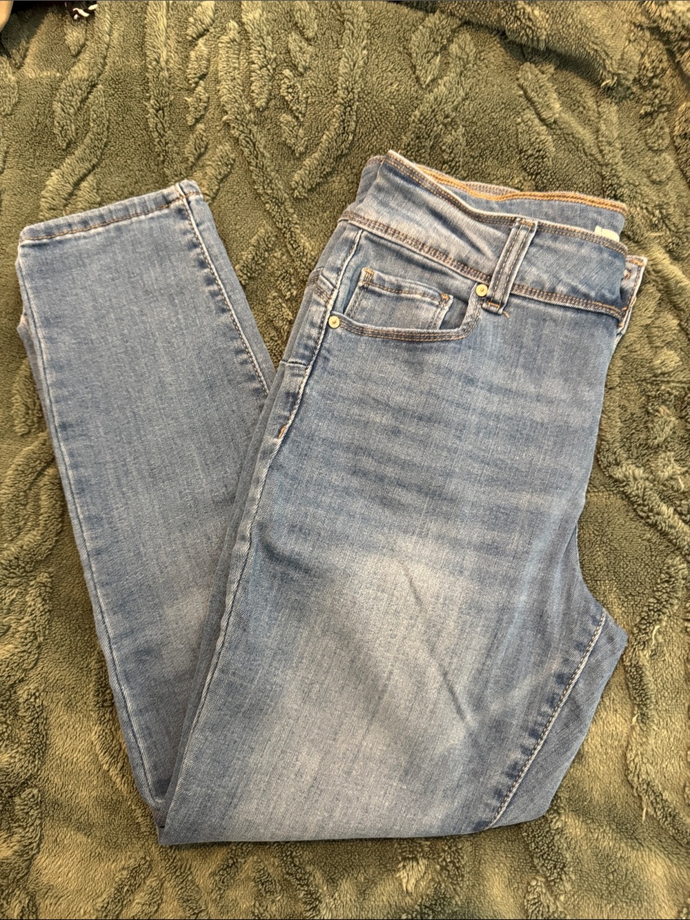 9th & Main 10 Petite Light Wash Skinny Jeans — Classic Stretch Slim Fit